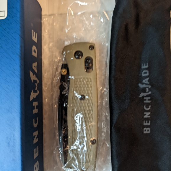 Benchmade bugout - Picture 3 of 7